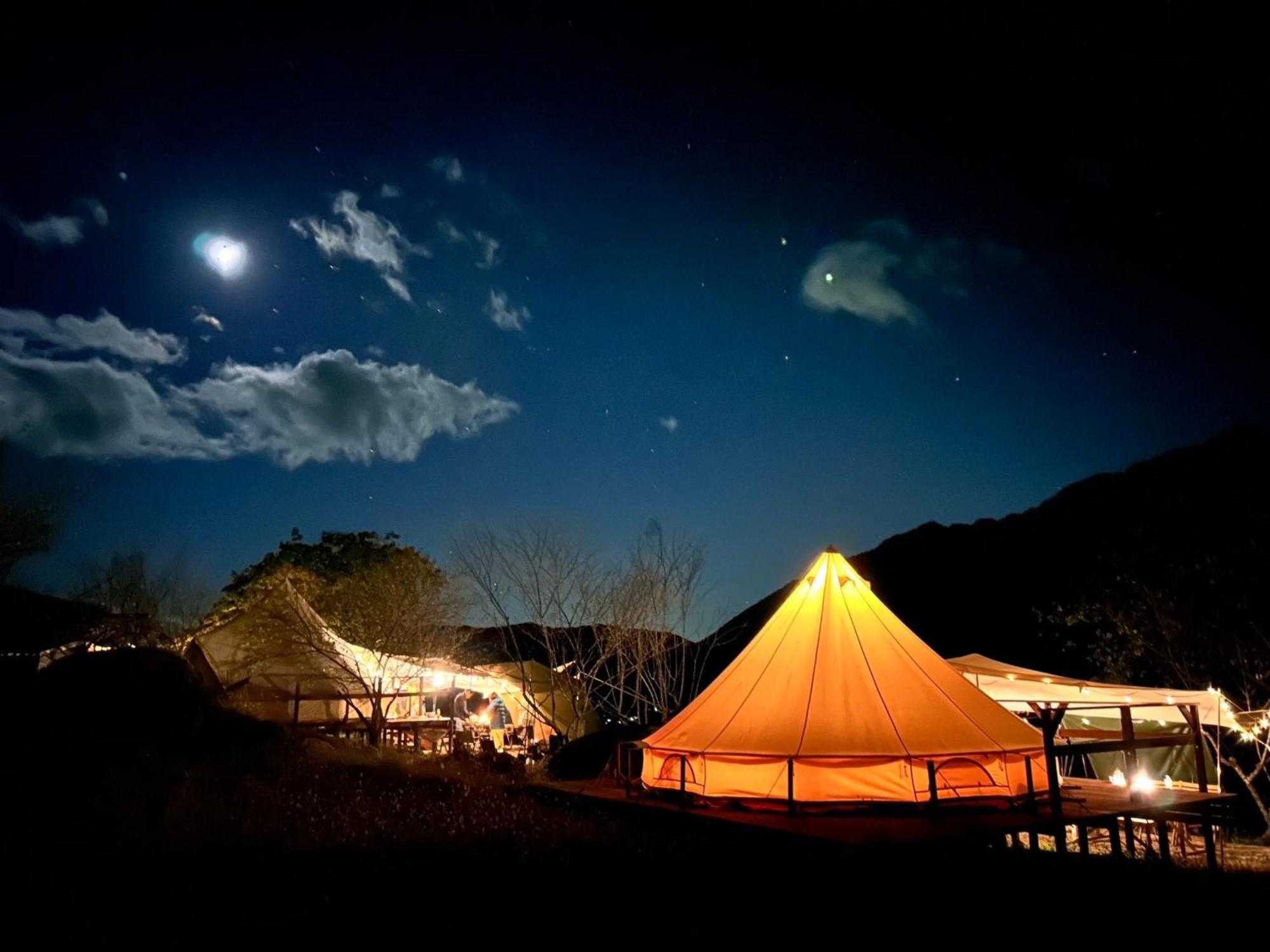 מלון Ties Camp Ground נגיסו מראה חיצוני תמונה