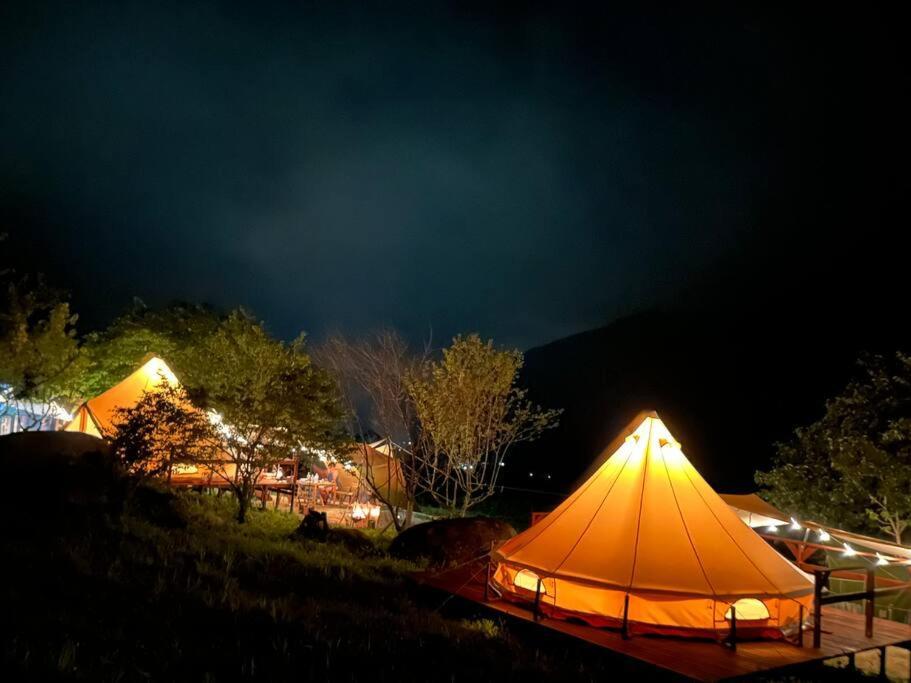 מלון Ties Camp Ground נגיסו מראה חיצוני תמונה