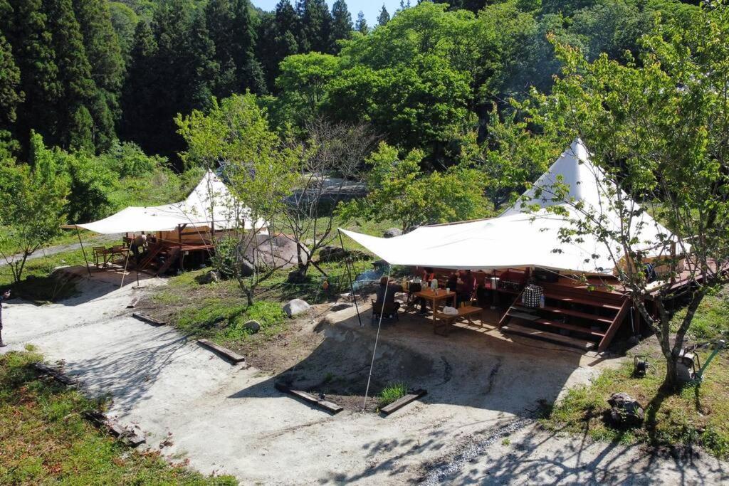 מלון Ties Camp Ground נגיסו מראה חיצוני תמונה